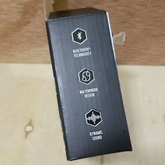 Art+Sound Bluetooth Hi Tech Floating Speaker - Picture 5 of 8